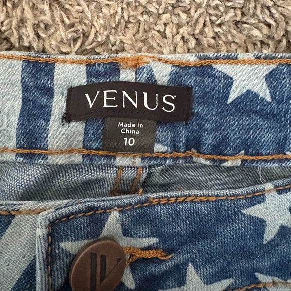 VENUS Americana Starry Denim Shorts - Picture 6 of 9
